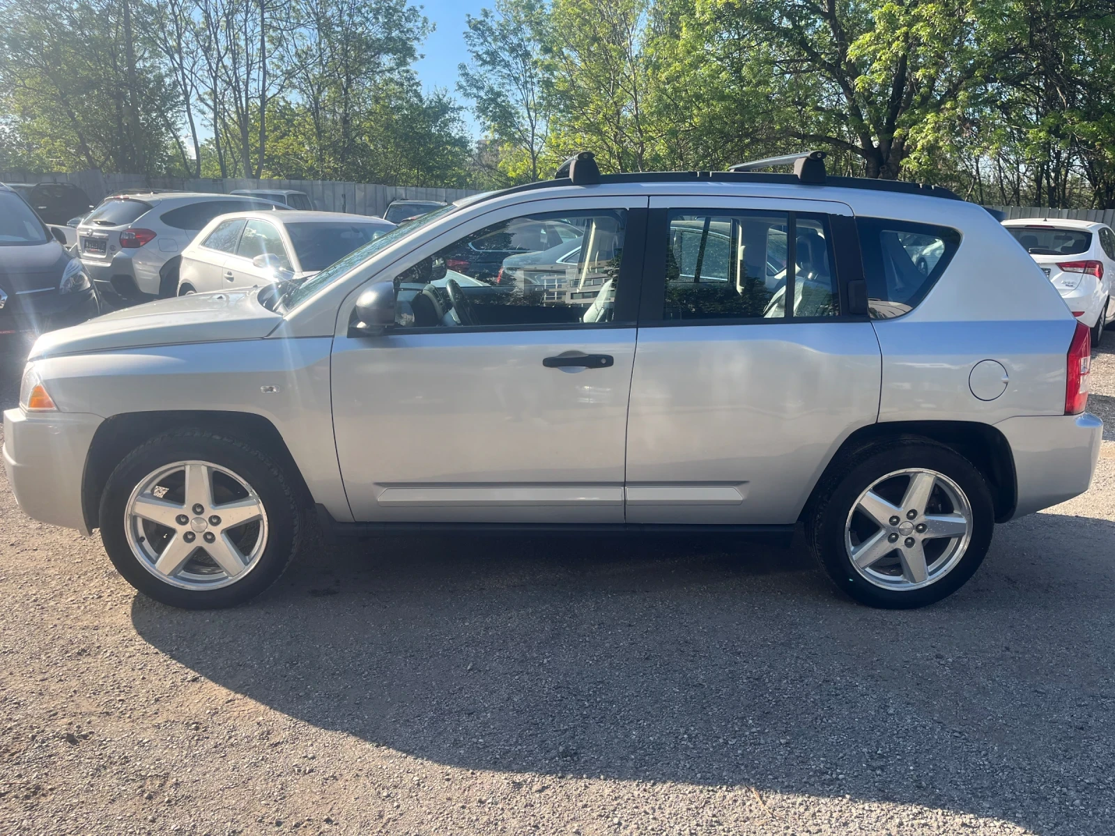 Jeep Compass 2.4* 4X4 - изображение 6