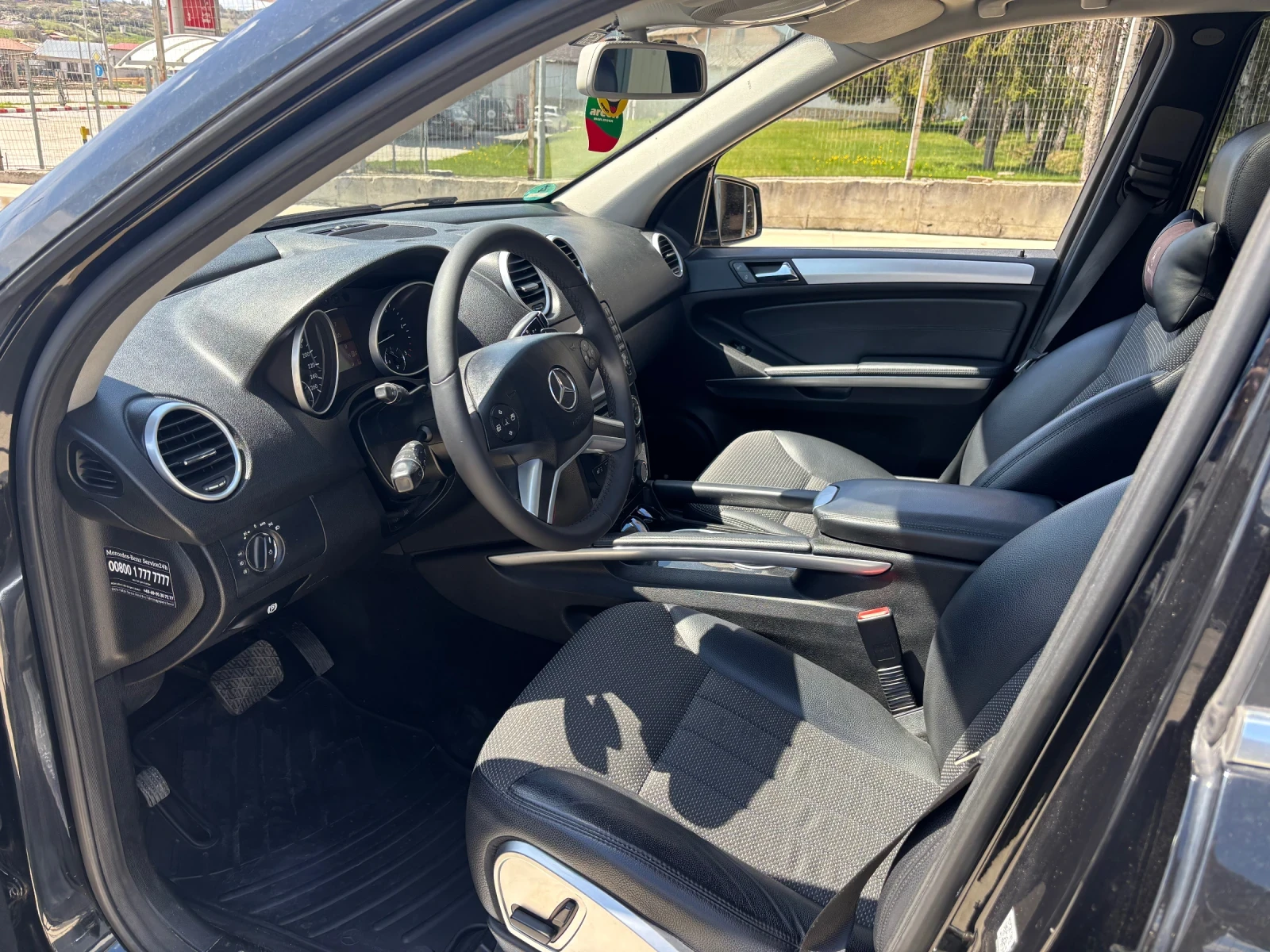 Mercedes-Benz ML 350  - изображение 6