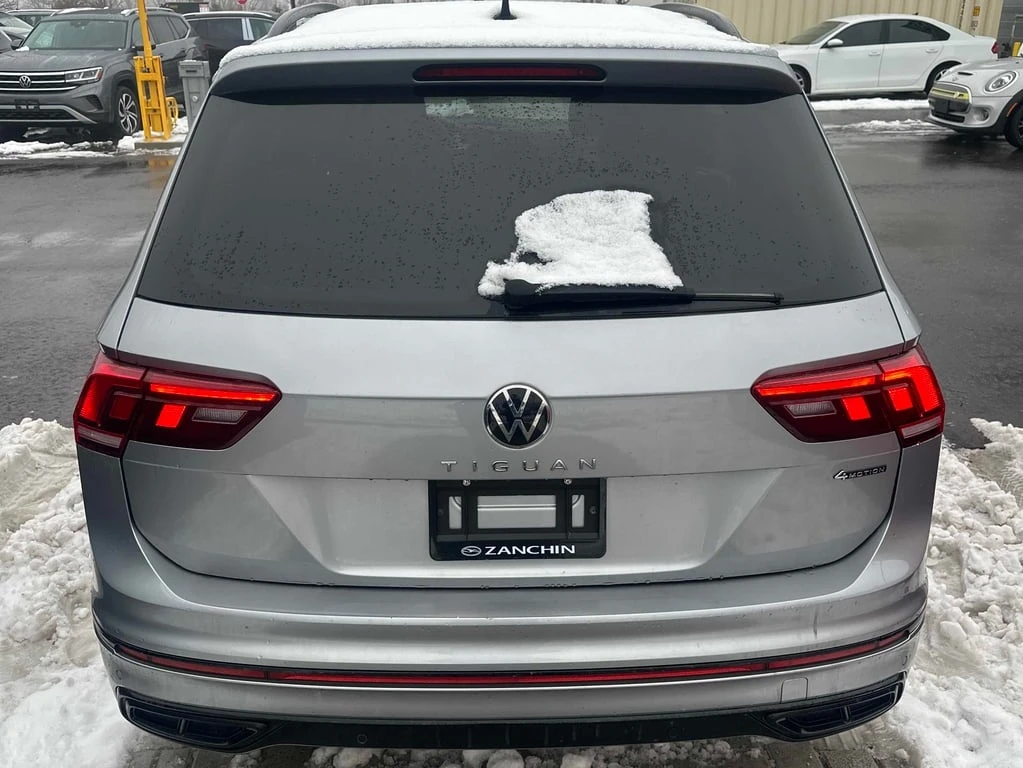 VW Tiguan * Comfortline R Line Black Edition * CARFAX * БЕЗ  - изображение 4