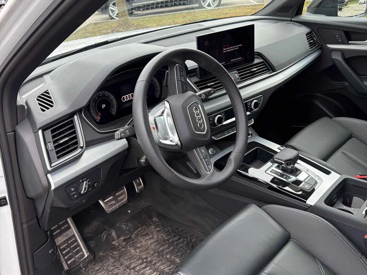 Audi Q5 Technik  CARFAX, снимка 5 - Автомобили и джипове - 54369738