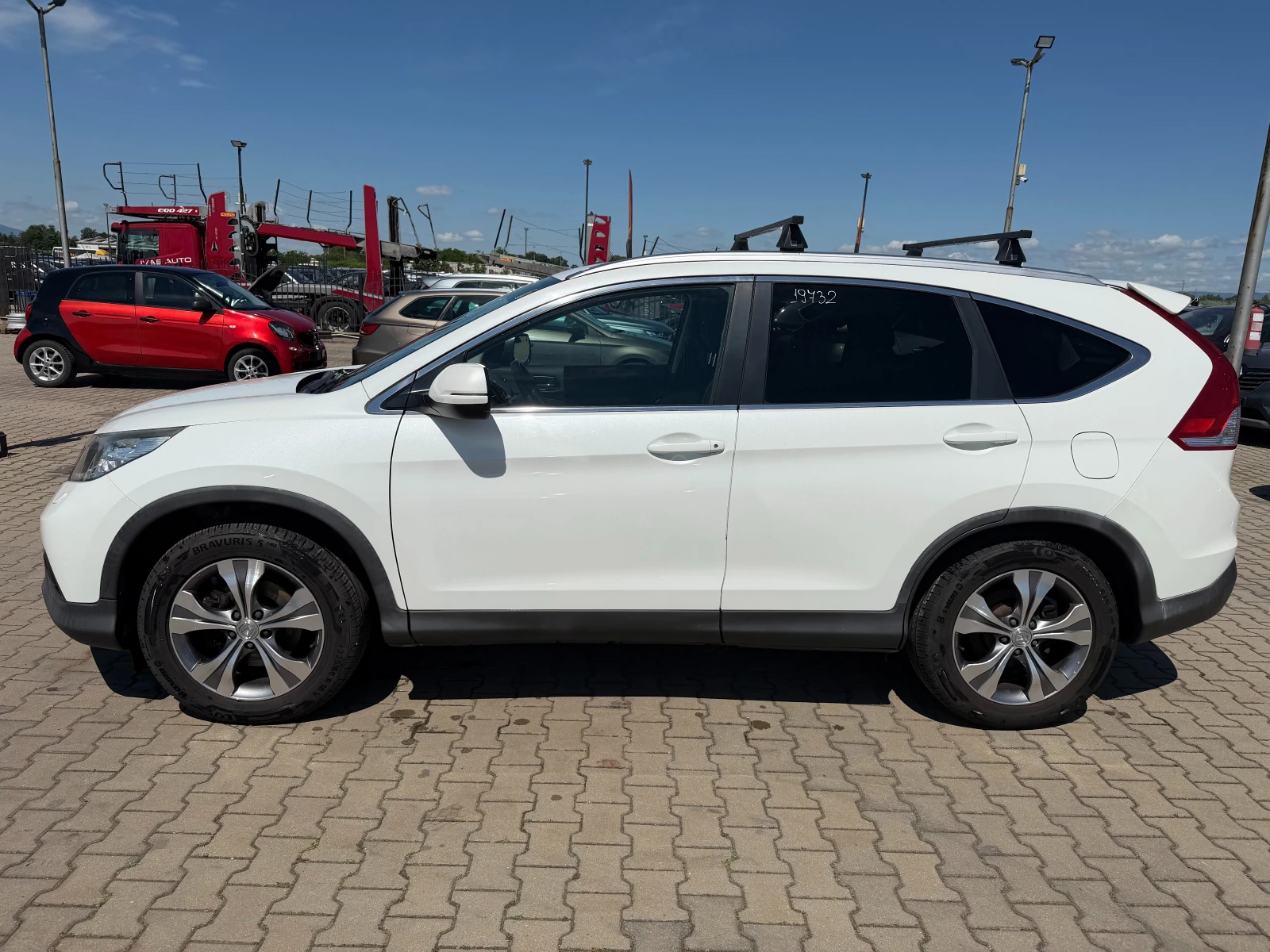 Honda Cr-v 2.2DTEC 4WD NAVI/KOJA/KAMERA EURO 5, снимка 9 - Автомобили и джипове - 54928696