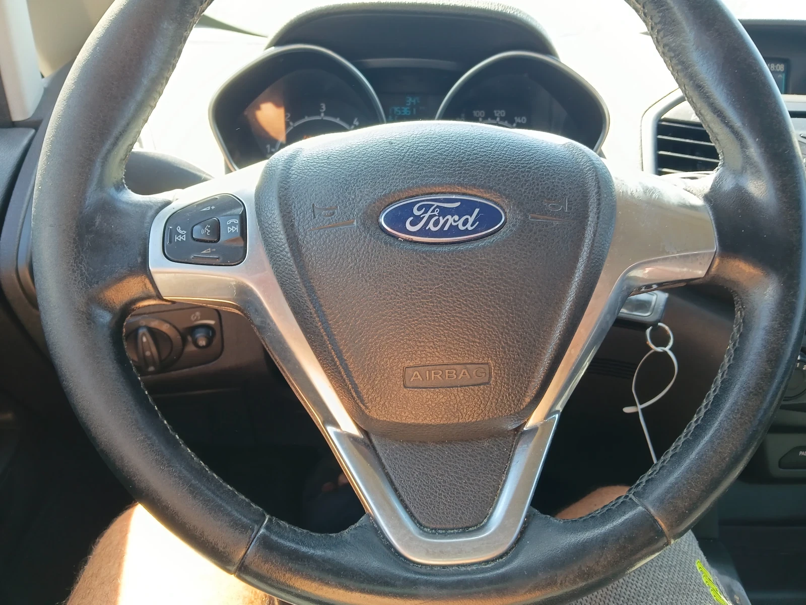 Ford EcoSport 1.5 цди 95 кс, снимка 14 - Автомобили и джипове - 55588737