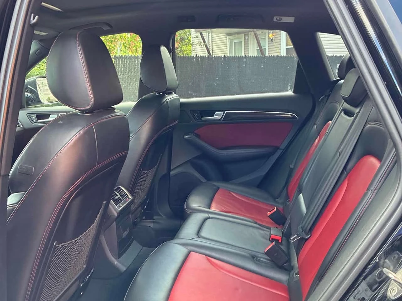 Audi SQ5 * 3.0T Progressiv * CARFAX * ЧЕРВЕНА КОЖА * ПАНО *, снимка 17 - Автомобили и джипове - 55749460