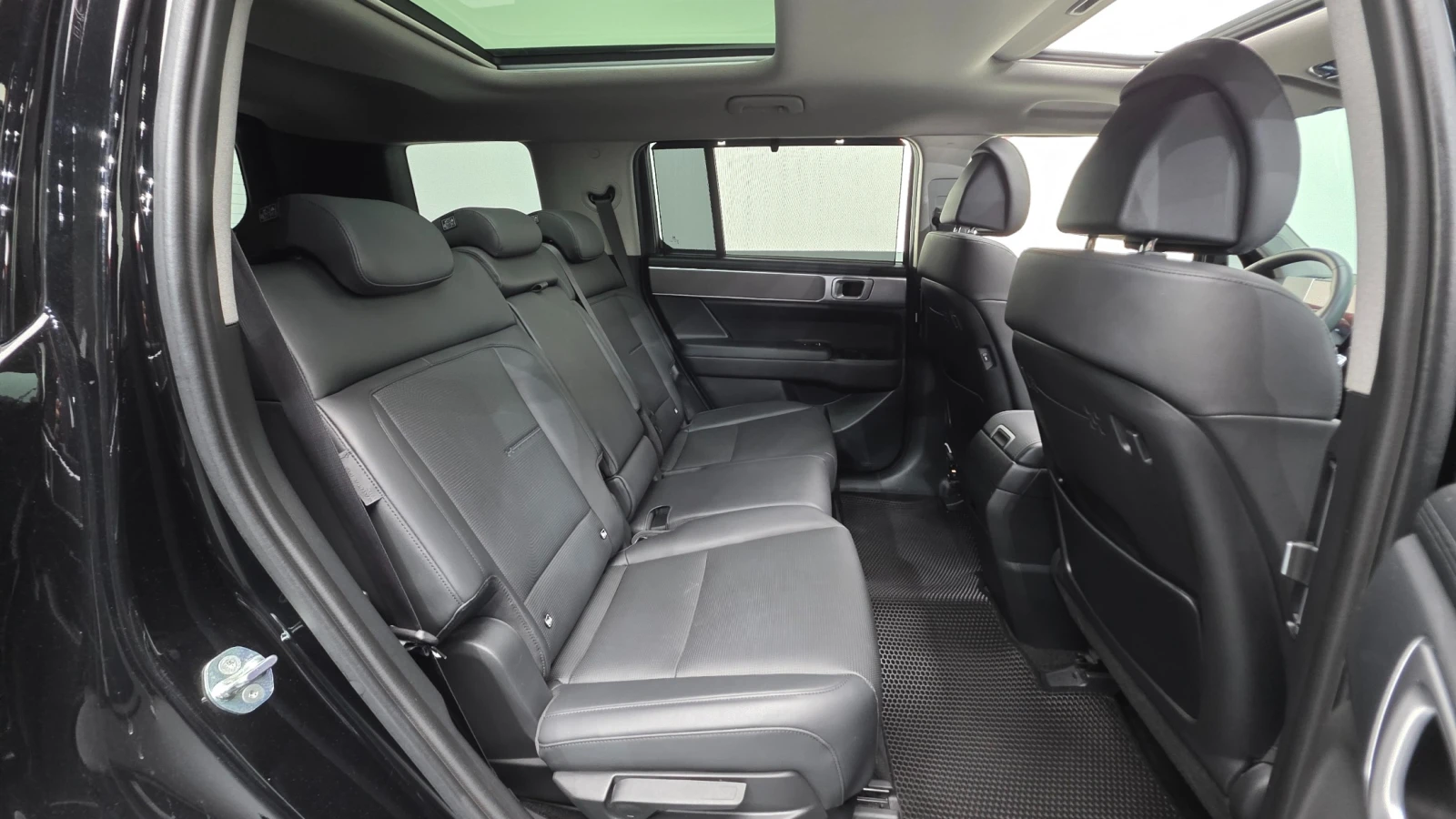 Hyundai Santa fe 2.5T 4WD | HUD | 360  | Dual Sunroof , снимка 17 - Автомобили и джипове - 55829647