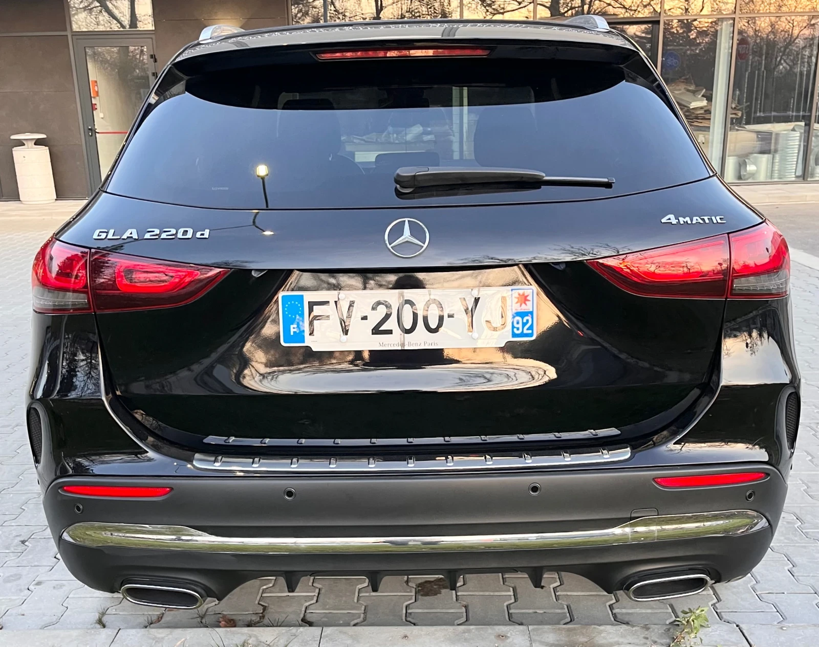 Mercedes-Benz GLA AMG LINE 220 190кс4MATIC, снимка 5 - Автомобили и джипове - 55897862