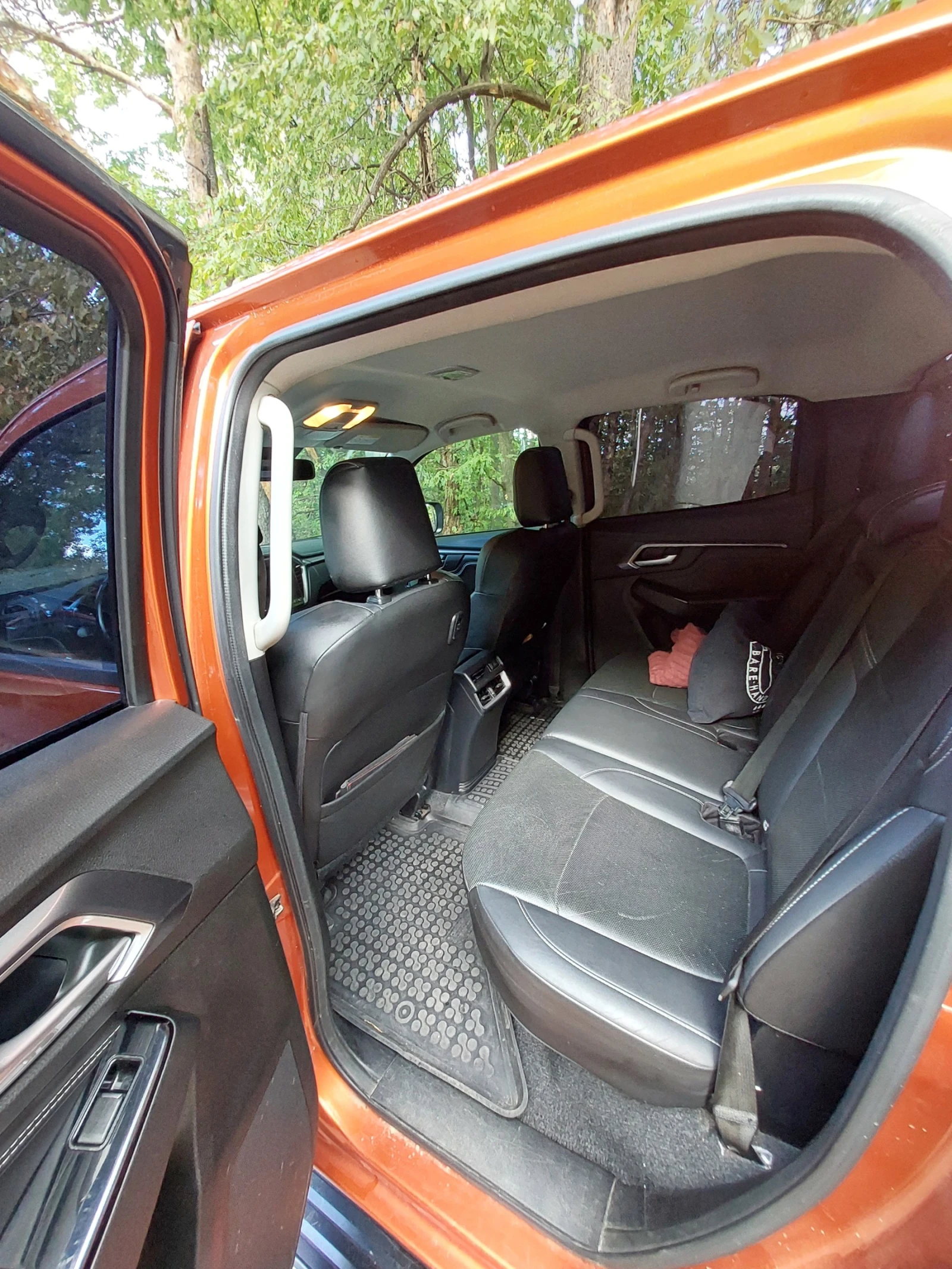 Isuzu D-max, снимка 11 - Автомобили и джипове - 56260334