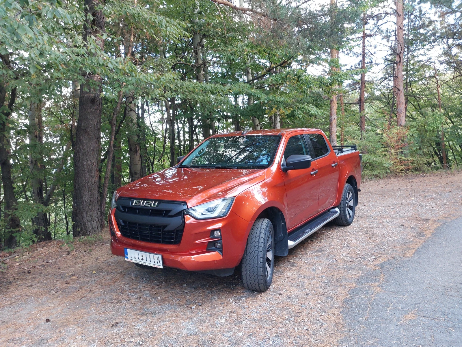 Isuzu D-max, снимка 3 - Автомобили и джипове - 56260334