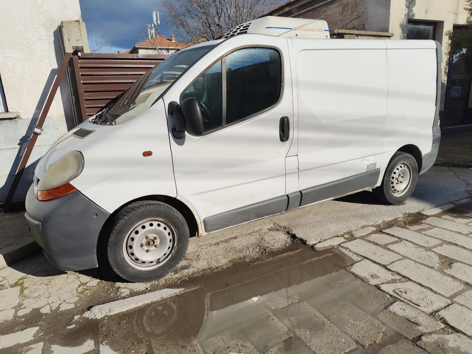 Renault Trafic 1.9 DCI - изображение 2