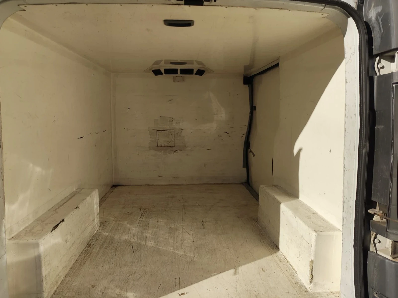 Renault Trafic 1.9 DCI - изображение 9