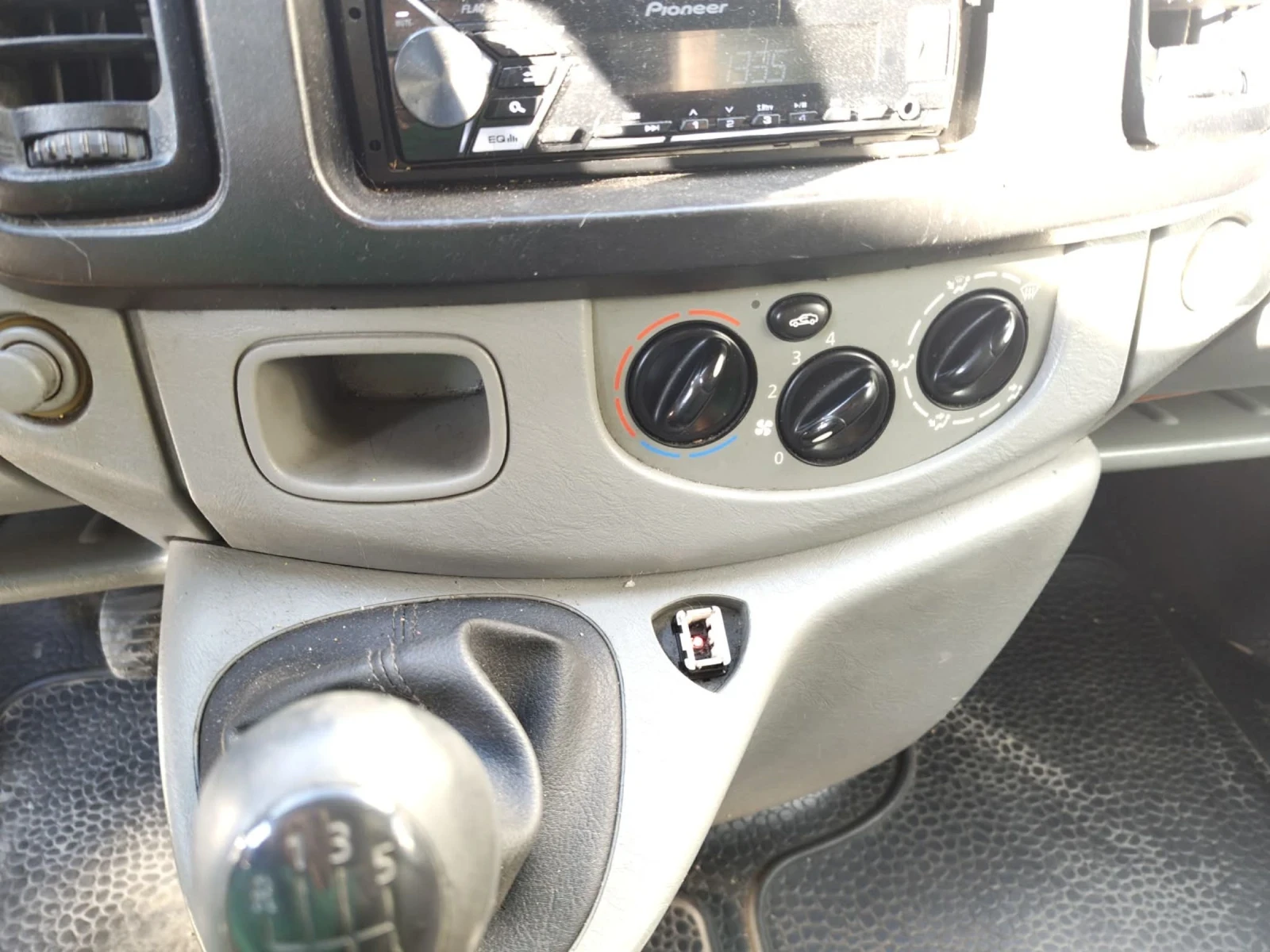 Renault Trafic 1.9 DCI - изображение 6