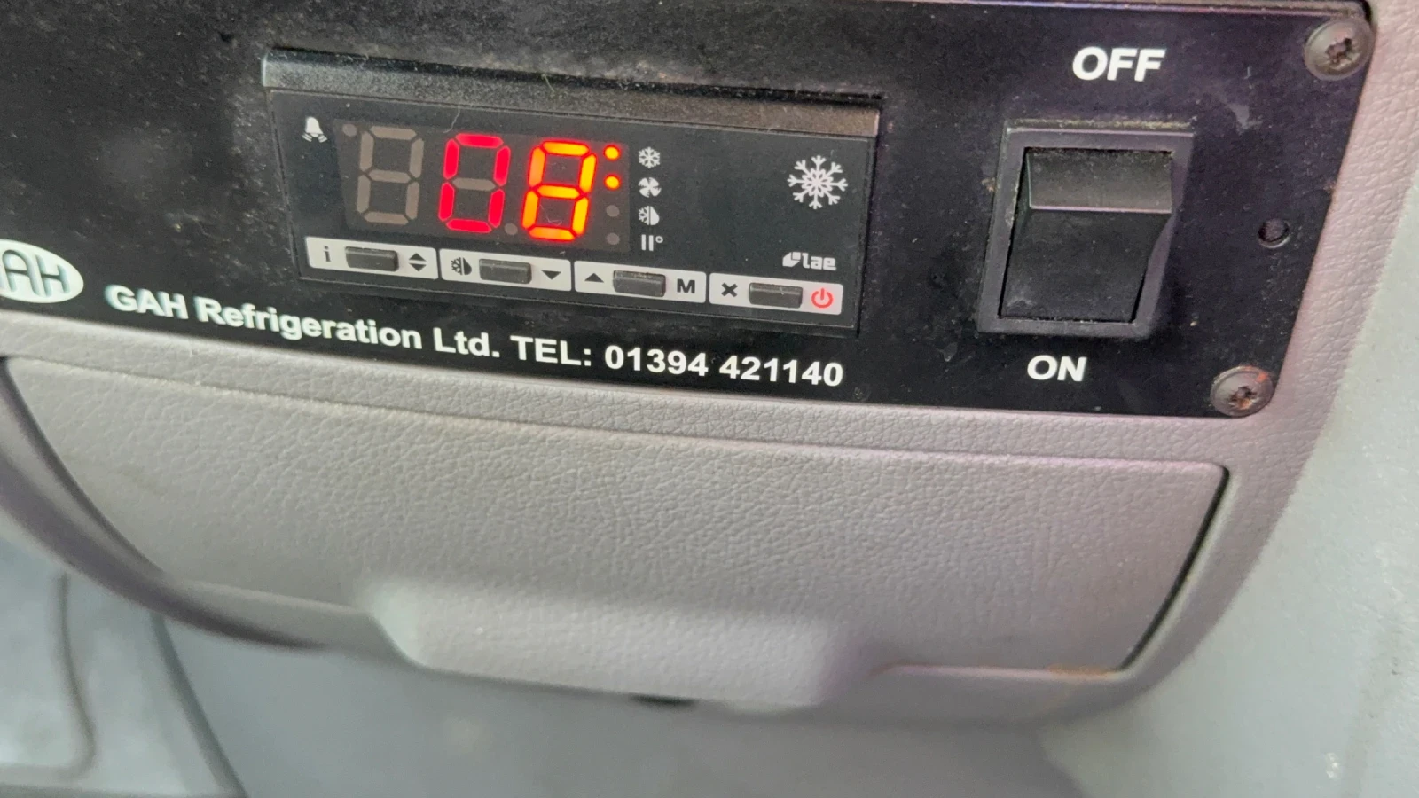 VW Crafter Хладилен, снимка 10 - Бусове и автобуси - 53769404