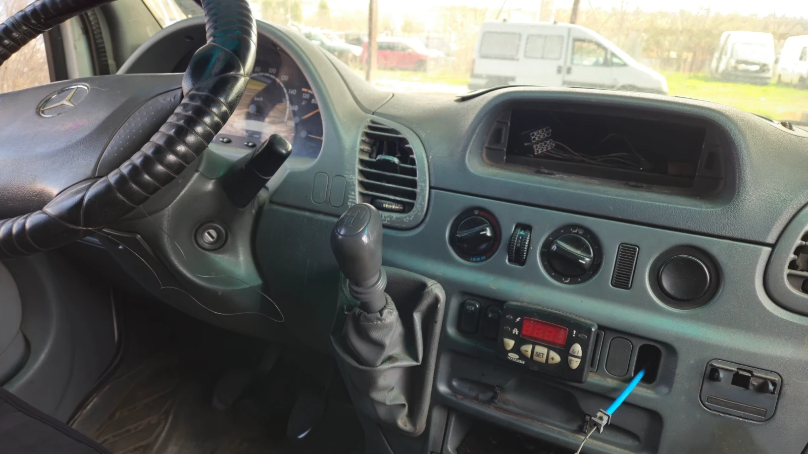 Mercedes-Benz Sprinter 2.2cdi/на части , снимка 6 - Бусове и автобуси - 54001527