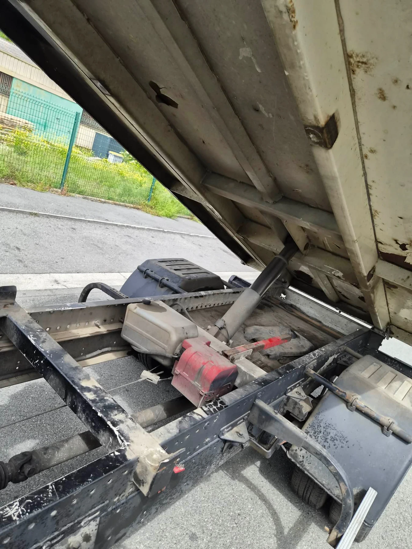 Iveco 35c13 Самосвал с кран , снимка 6 - Бусове и автобуси - 54665539