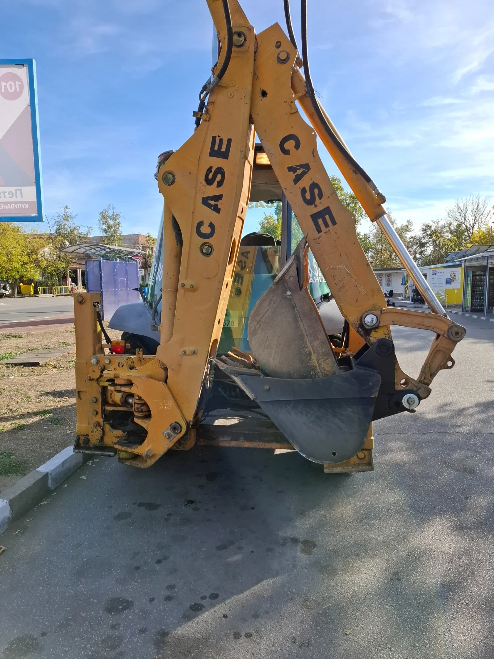 Багер Case CASE 580 SLE, снимка 10 - Индустриална техника - 53821993