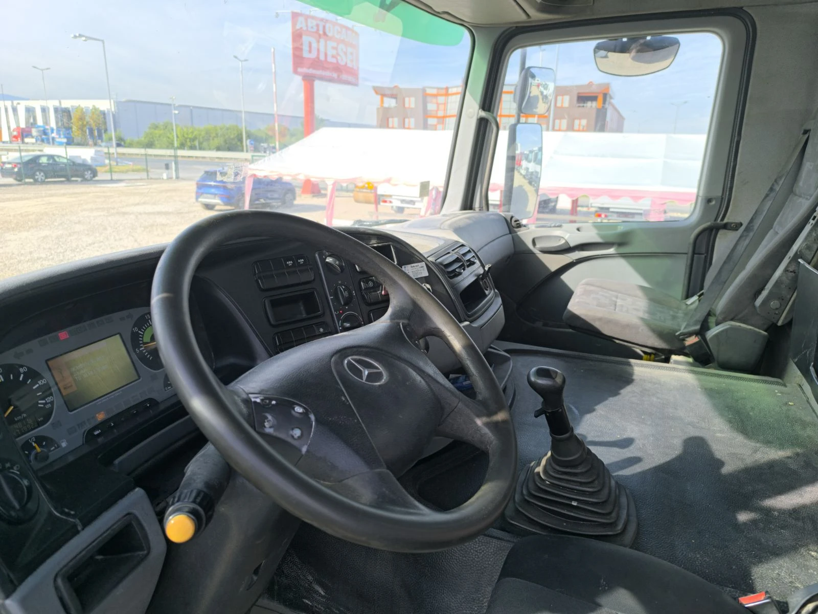 Бетон миксер Mercedes ACTROS 3236 INTERMIX 9M3, снимка 9 - Индустриална техника - 56083789