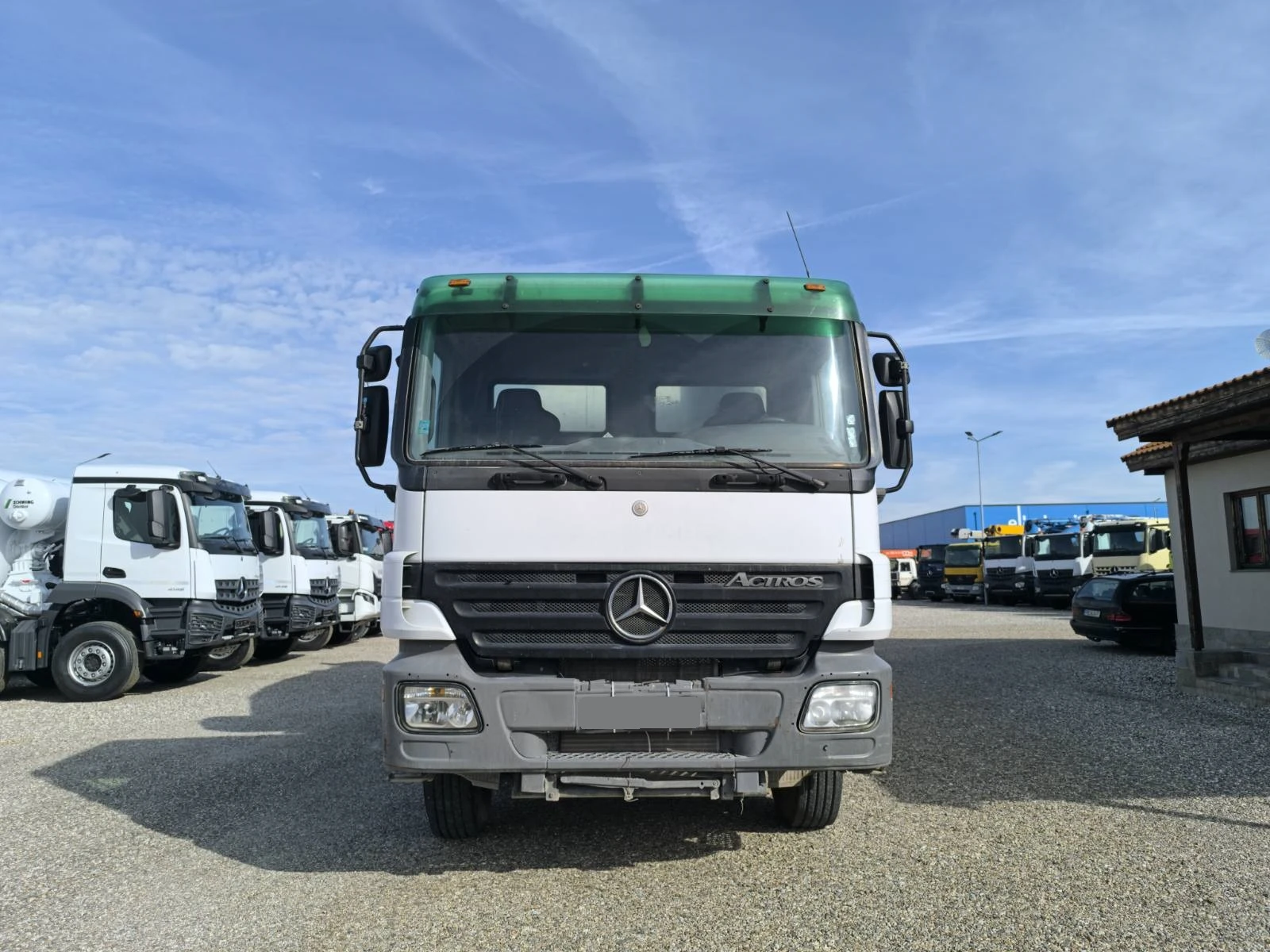Бетон миксер Mercedes ACTROS 3236 INTERMIX 9M3, снимка 2 - Индустриална техника - 56083789