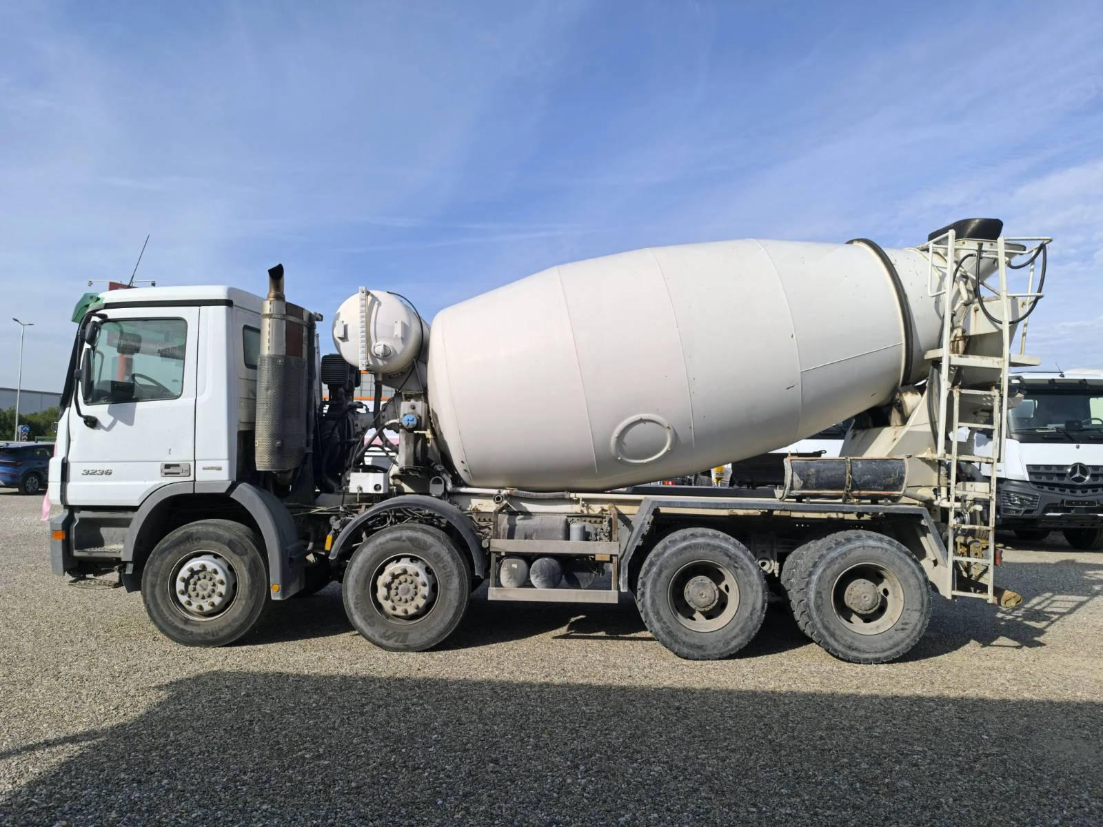 Бетон миксер Mercedes ACTROS 3236 INTERMIX 9M3, снимка 4 - Индустриална техника - 56083789