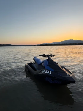 ���� Bombardier Sea Doo Spark trixx 3up | Mobile.bg � ����� ������ 3