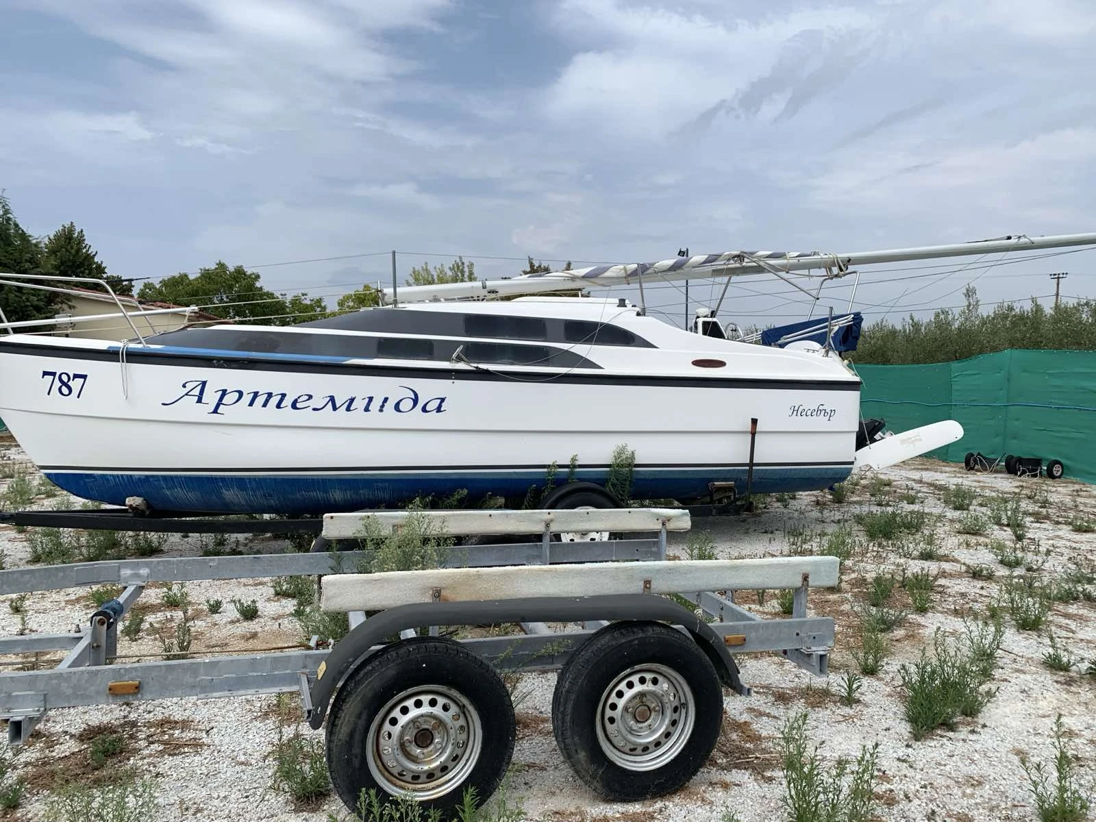 Ветроходна лодка MacGregor 26 Sloop - изображение 2