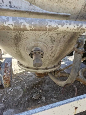 За камион Други Spitzer Silo Fahrzeuge, снимка 4