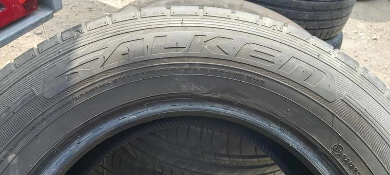 Гуми Летни 235/65R16, снимка 5 - Гуми и джанти - 33069058