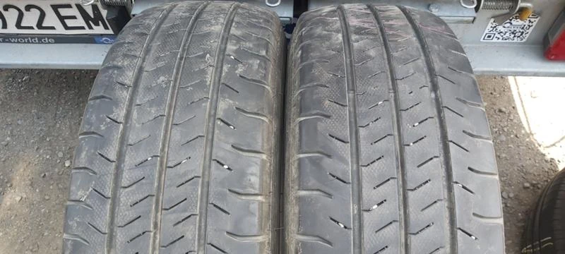 Гуми Летни 235/65R16, снимка 1 - Гуми и джанти - 33069058