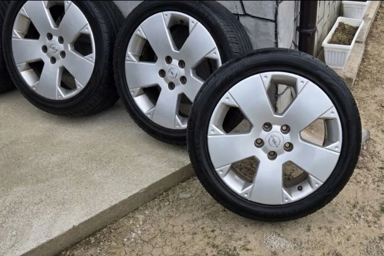 ���� � ������ 225/45R17 �� Opel Zafira | Mobile.bg � ����������� 1