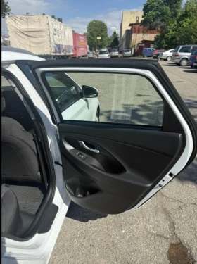 Hyundai I30 1.6 CRDI, снимка 8