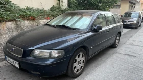     Volvo V70 2003