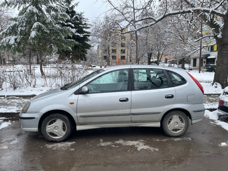 Nissan Almera tino, снимка 3 - Автомобили и джипове - 48652400