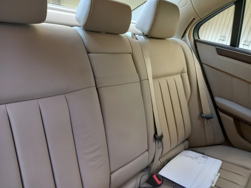 Mercedes-Benz E 250, снимка 11 - Автомобили и джипове - 52309050