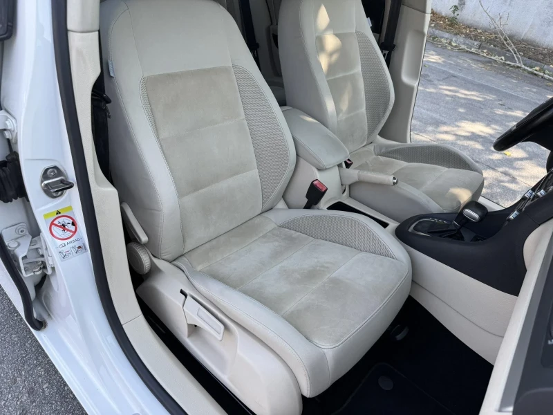 VW Golf 1.4-122kc DSG, снимка 14 - Автомобили и джипове - 51438724