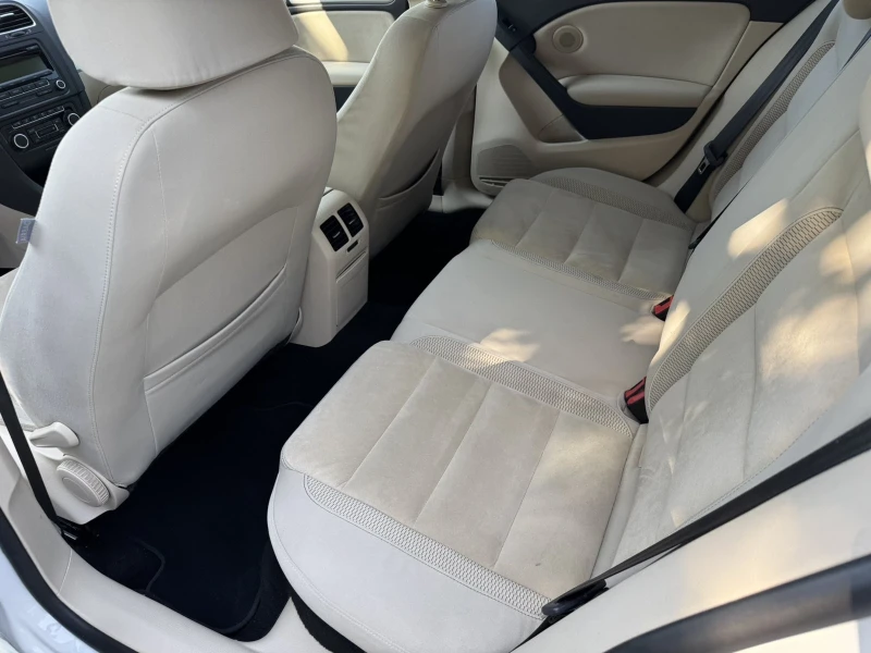 VW Golf 1.4-122kc DSG, снимка 10 - Автомобили и джипове - 51438724