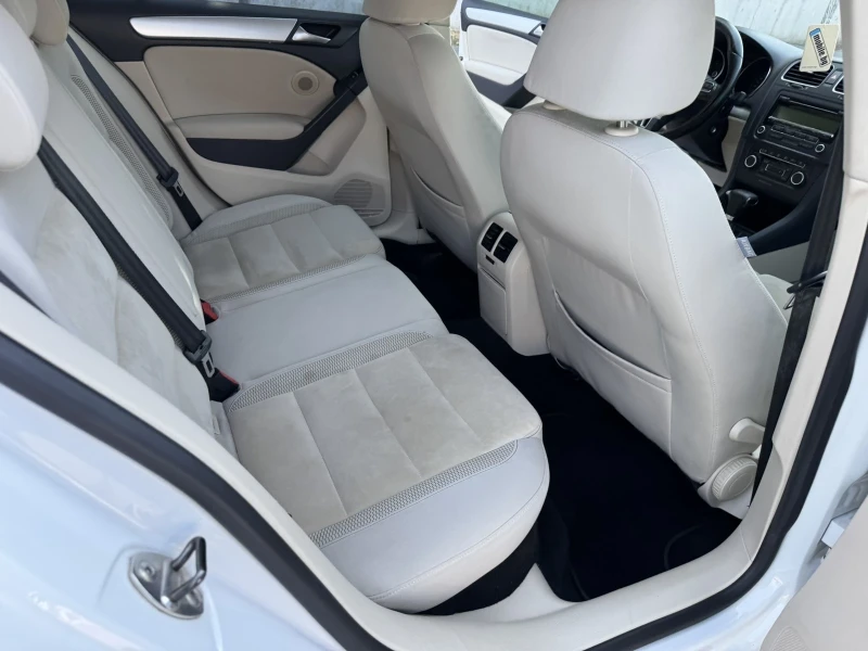 VW Golf 1.4-122kc DSG, снимка 12 - Автомобили и джипове - 51438724