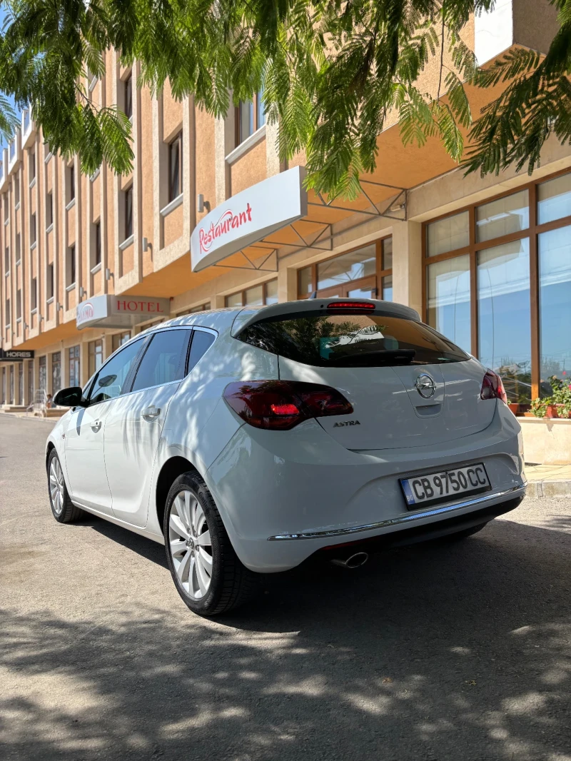 Opel Astra J 1.4 Turbo LPG, снимка 6 - Автомобили и джипове - 51538211