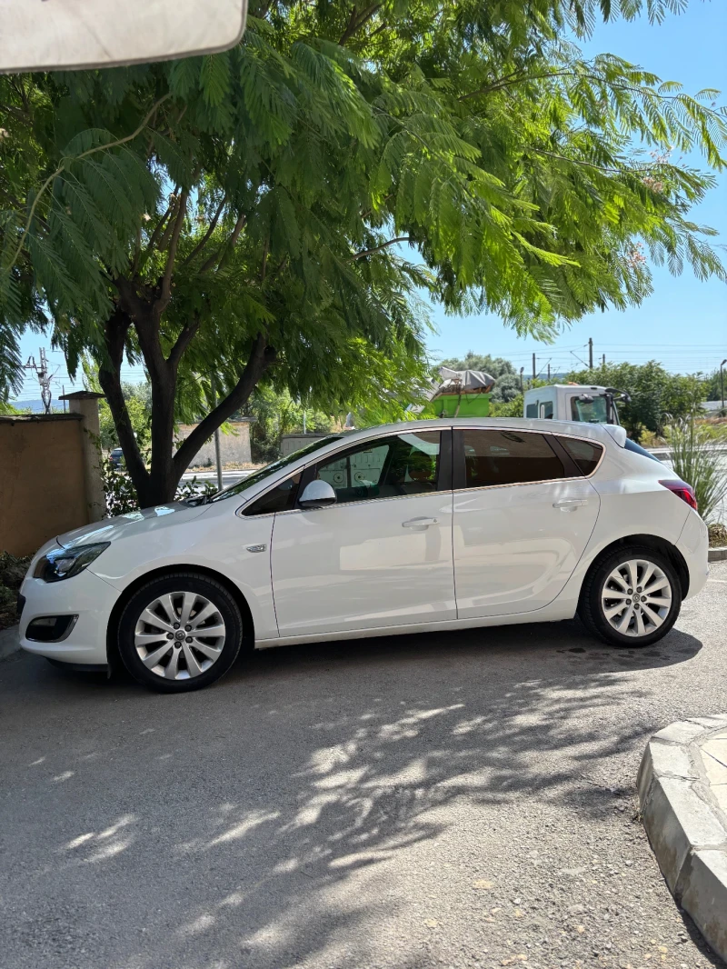 Opel Astra J 1.4 Turbo LPG, снимка 8 - Автомобили и джипове - 51538211