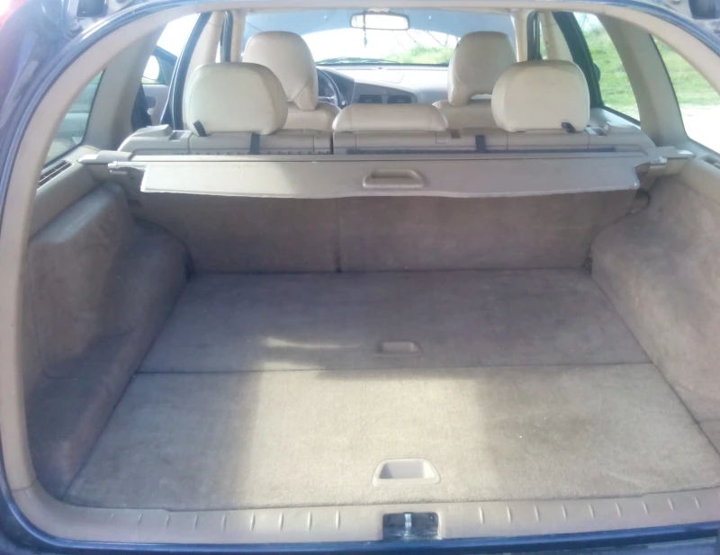 Volvo V70 2003, снимка 6 - Автомобили и джипове - 52326186