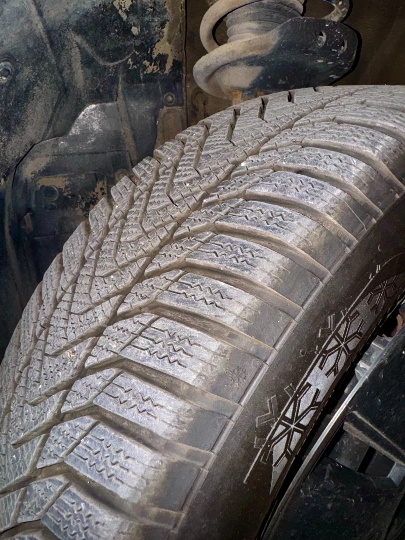 Subaru XV, снимка 17 - Автомобили и джипове - 52440790