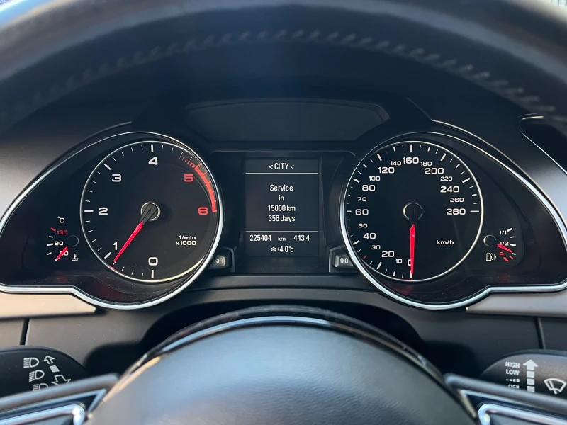 Audi A5 Bi-Xenon* LED дневни* HighBeamAssist* NAVI* Подгре, снимка 9 - Автомобили и джипове - 52777653