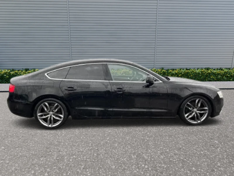 Audi A5 Bi-Xenon* LED дневни* HighBeamAssist* NAVI* Подгре, снимка 5 - Автомобили и джипове - 52777653