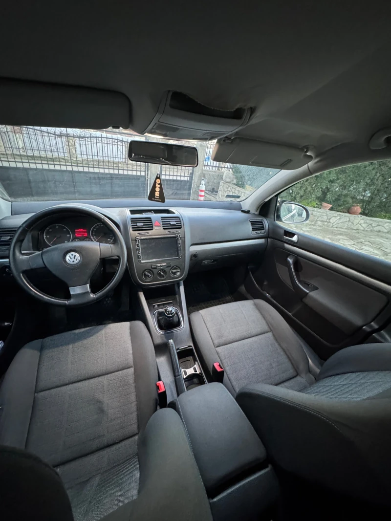 VW Golf 1.9 tdi, снимка 9 - Автомобили и джипове - 52956531