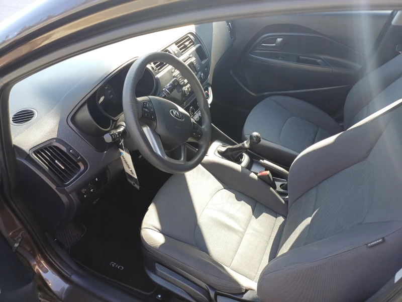 Kia Rio, снимка 6 - Автомобили и джипове - 53137074