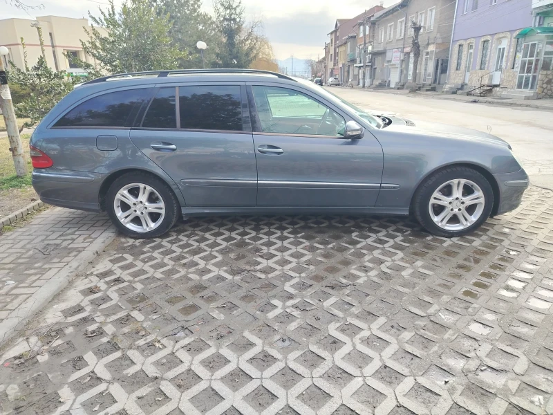 Mercedes-Benz E 220 2.2 d 170hp, снимка 3 - Автомобили и джипове - 53579971