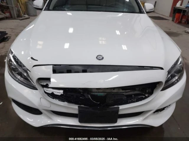 Mercedes-Benz C 300, снимка 6 - Автомобили и джипове - 49585912