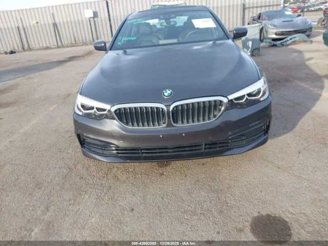 BMW 530 49 883 km* CARFAX* Клип на мотор* Фиксирана цена* , снимка 12 - Автомобили и джипове - 53014178