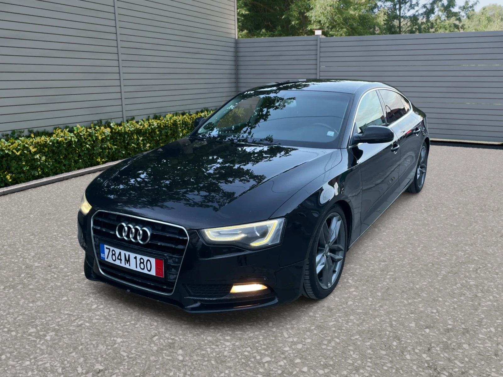 Audi A5 Bi-Xenon* LED дневни* HighBeamAssist* NAVI* Подгре, снимка 1