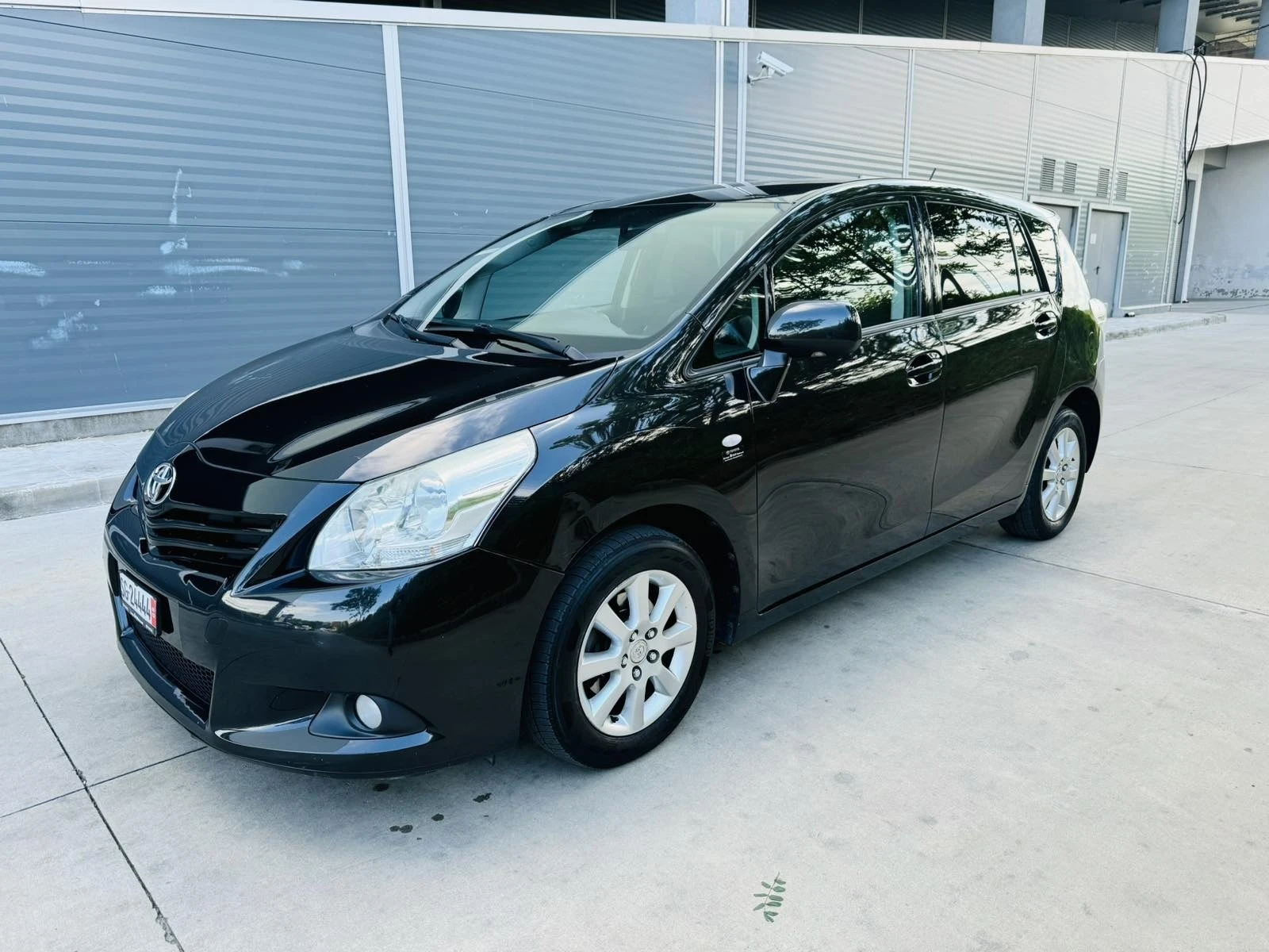 Toyota Verso 1.8 VVT-i - изображение 2