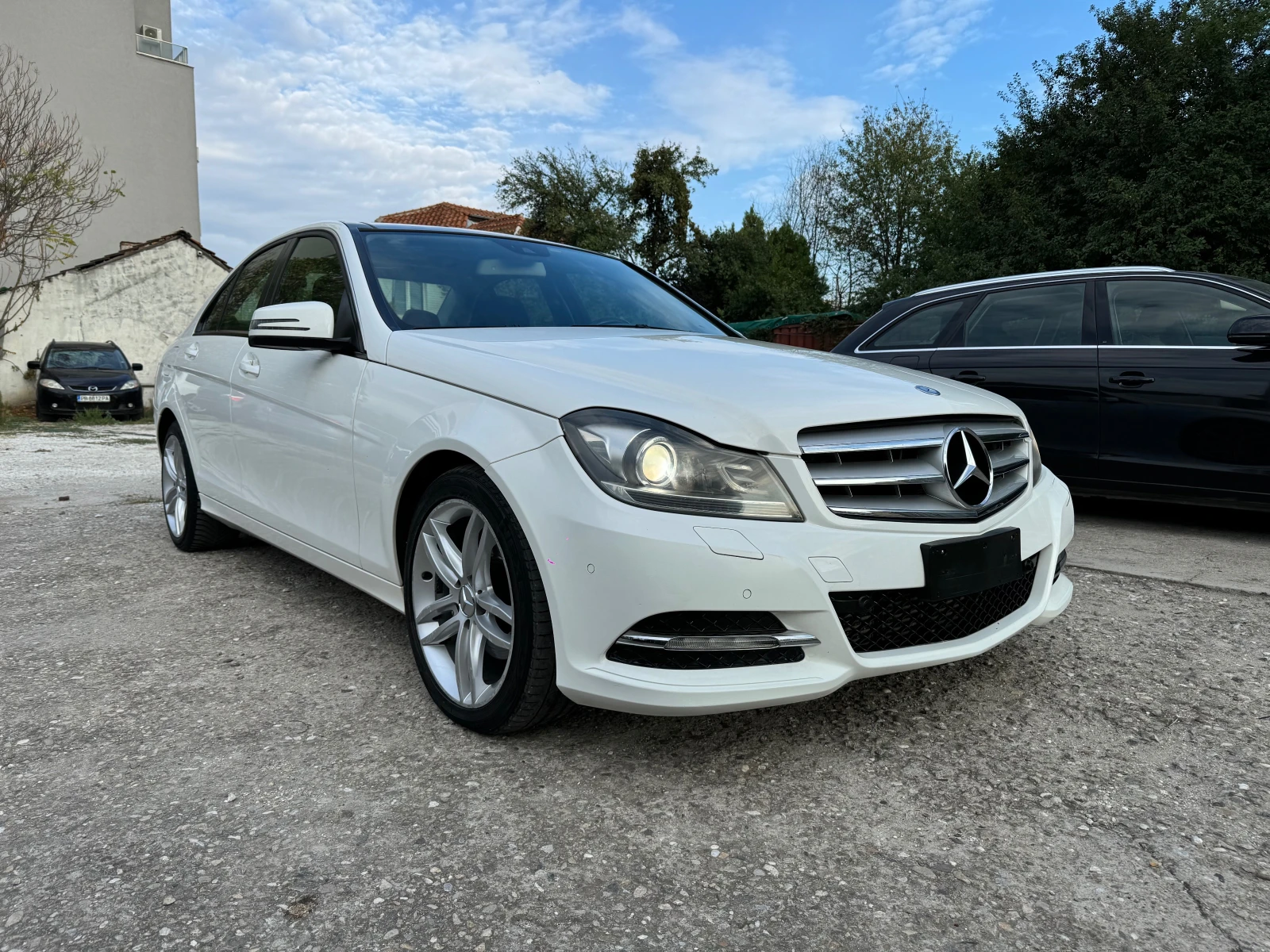 Mercedes-Benz C 220 CDI 170HP AVTOMAT FACE AMG NAVI LED PANORAMA 2014G - изображение 4