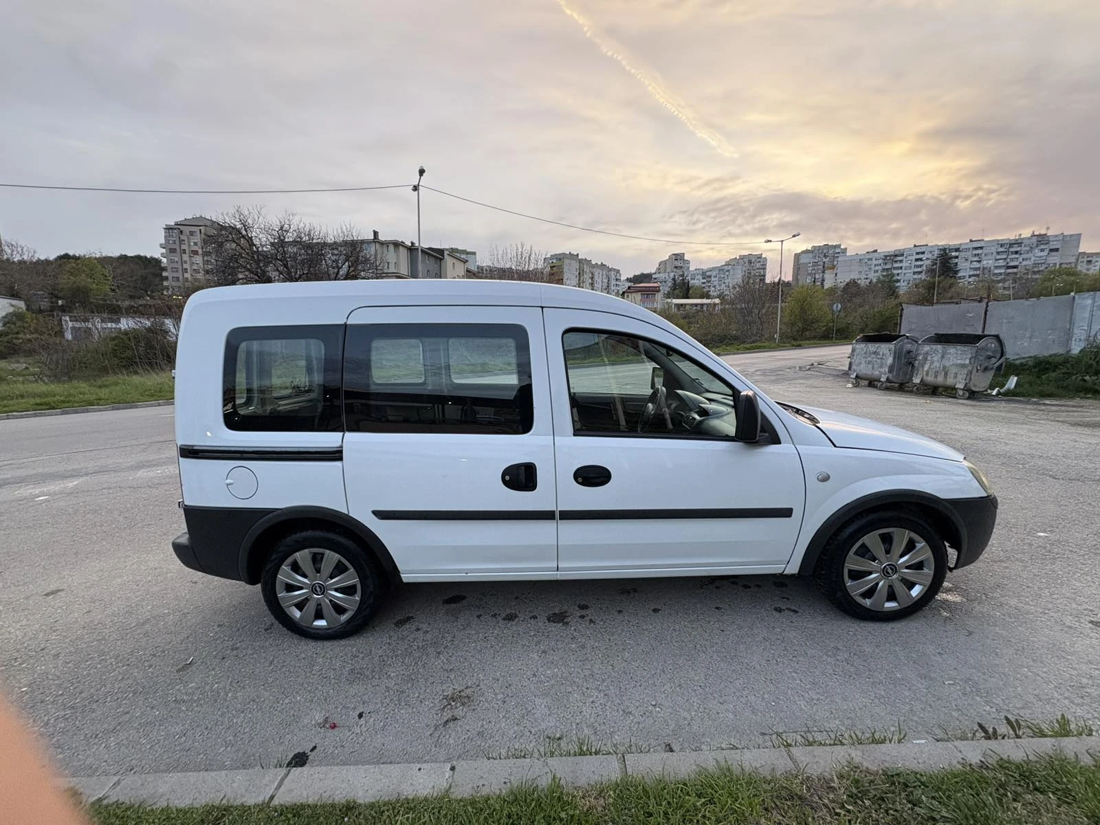 Opel Combo  - изображение 4