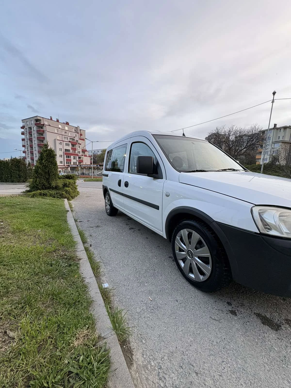 Opel Combo  - изображение 3